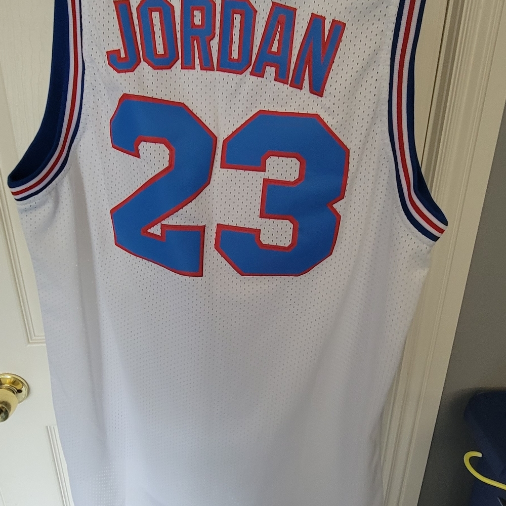 2XL Champion Jordan Tune Squad Jersey